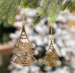Shades of Green Ornament Tree Metal